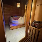 My - La - Sauna, & Apartment *